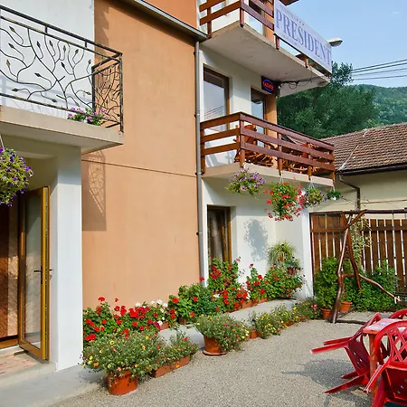 Guest house President